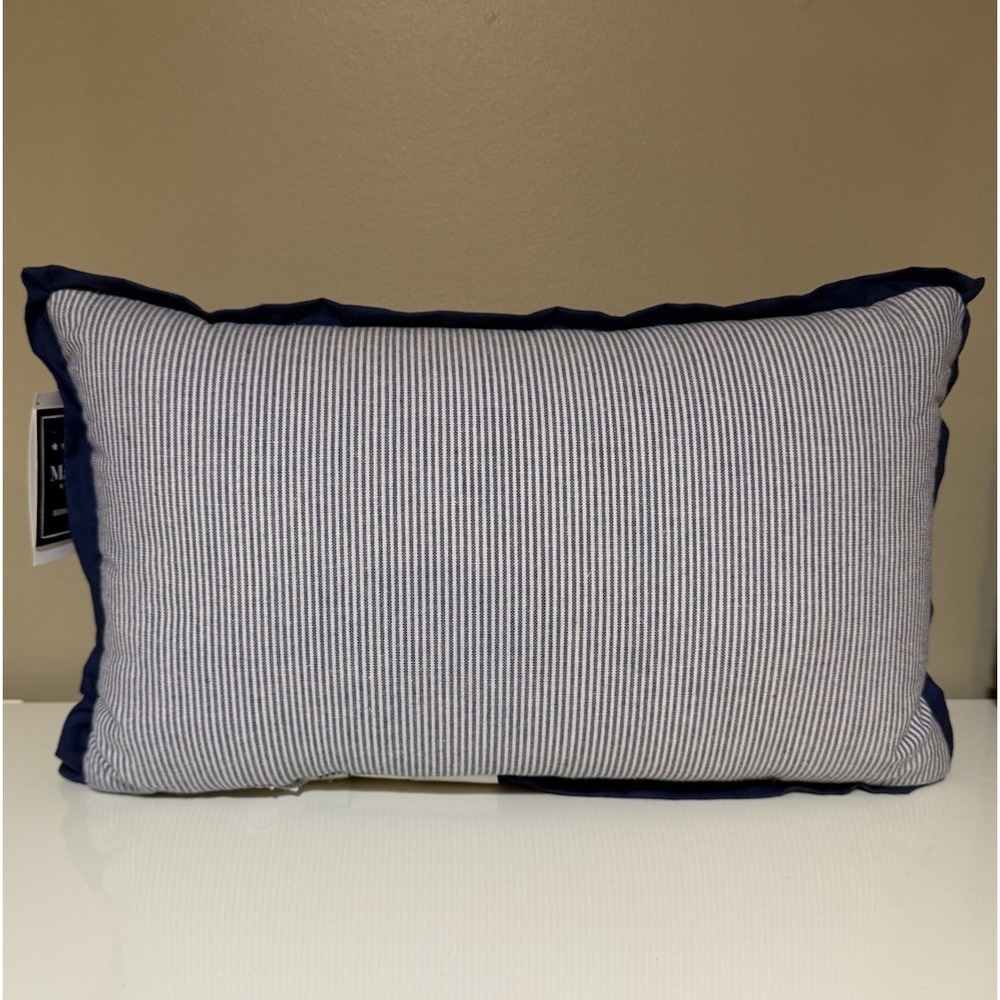 Martha Stewart Patriotic Pillow 4th of July Needlepoint Gold Retriever New - Picture 2 of 3